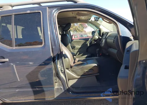 2020 Nissan Frontier Pro-4X 4X4 z USA, uszkodzony, nr VIN 1N6ED0EB5LN722671